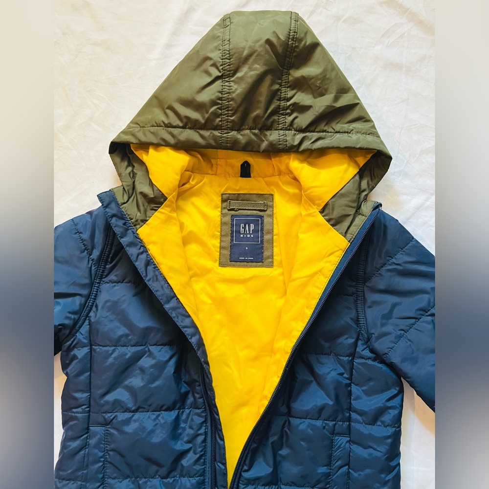 GAP Lightweight puffer jacket (S)